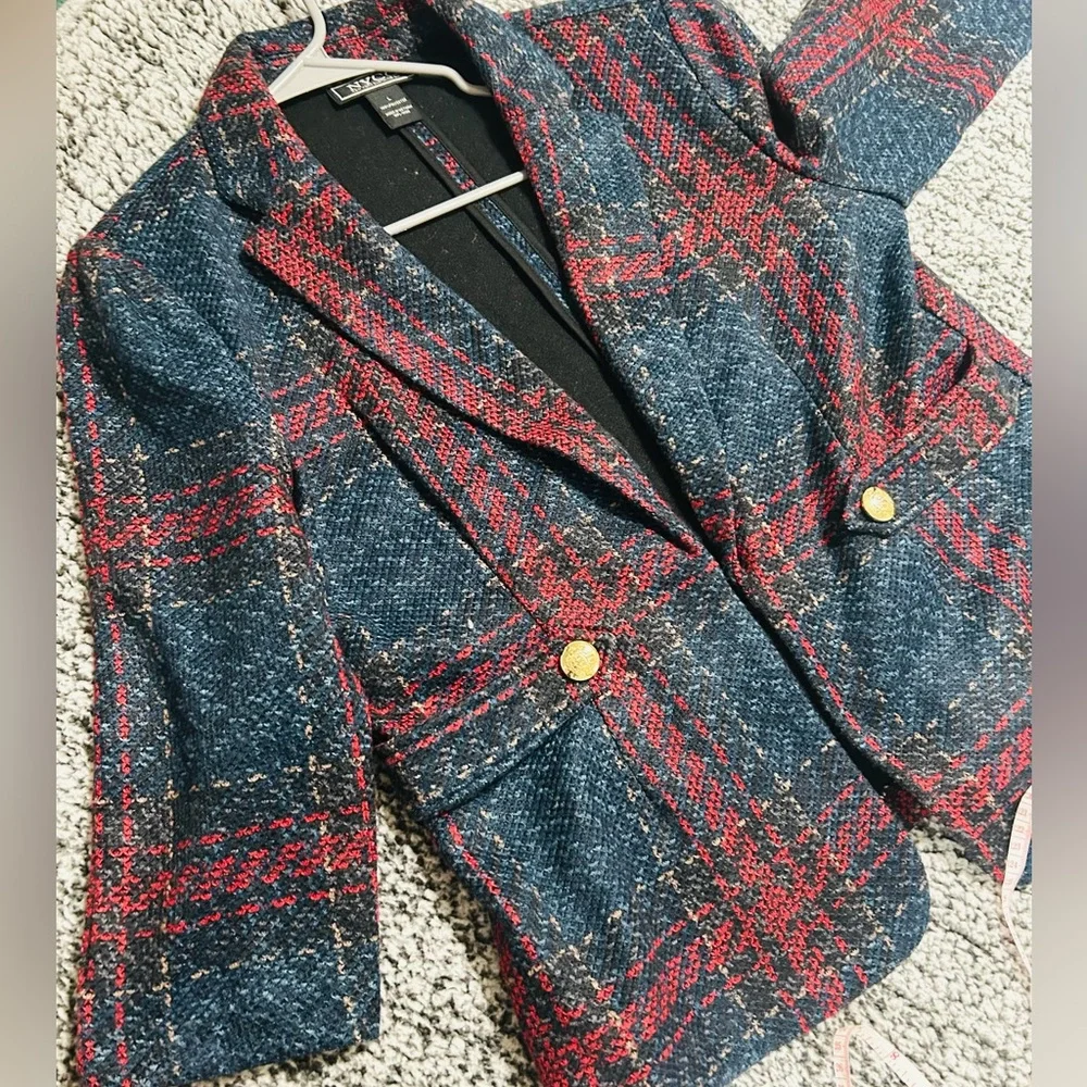 NYC New York Clothing Co. Red and Black short Coat 
Vintage look - Picture 10 of 13